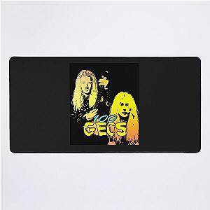 100 gecs Classic T-Shirt Desk Mat