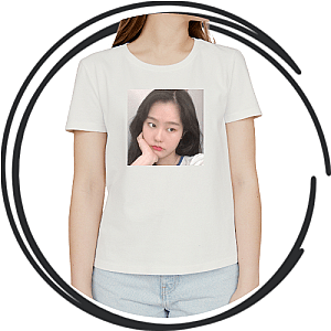 39Daph T-Shirts