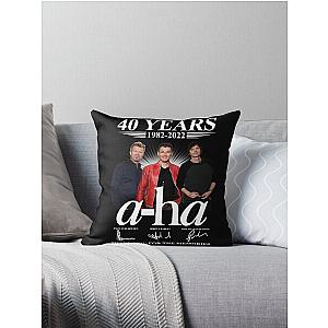 A-Ha 40 Years 1982 2022 Signatures Thank You For The Memories Throw Pillow