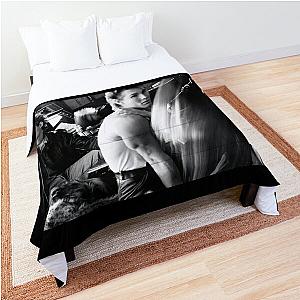 A-ha hunting high and low Comforter