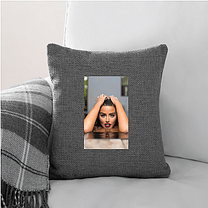 Abigail Ratchford My Body My Art Abigail Ratchford Pillows Cover