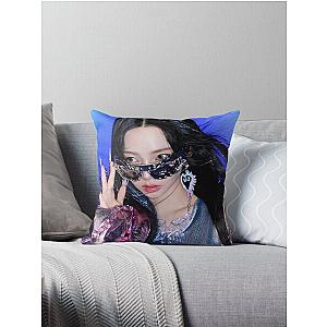 AESPA KARINA - SUPERNOVA Throw Pillow