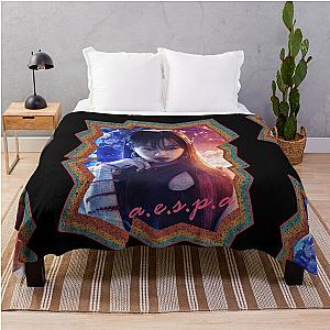 Aeri Uchinaga aespa Giselle Korean Kpop Retro Color Oil Paint Design Throw Blanket