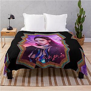 Yoo Jimin aespa karina Korean Kpop Retro Color Oil Paint Design Throw Blanket