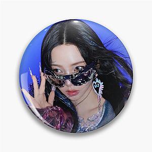 AESPA KARINA - SUPERNOVA Pin