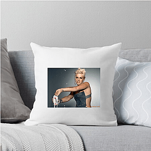Recording Artist Alecia Beth Moore Alecia Beth Moore Pillows Cover