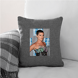 Rock Vocalist Alecia Beth Moore Alecia Beth Moore Pillows Cover