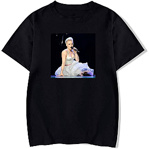 Stage Entertainer Alecia Beth Moore Alecia Beth Moore T-Shirts