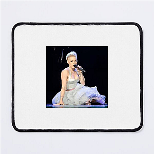 Stage Entertainer Alecia Beth Moore Alecia Beth Moore Mouse Pads
