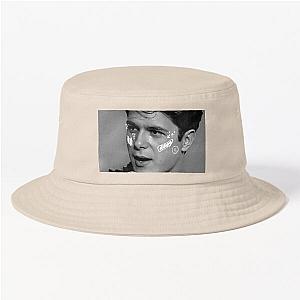Alejandro Sanz in a young man Bucket Hat