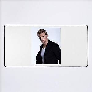 Built Like Alexander Ludwig Alexander Ludwig Mouse Pads
