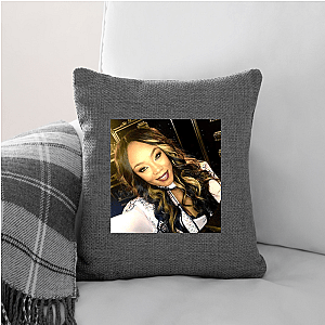 Alicia Fox Always Unpredictable, Always Iconic Alicia Fox Pillows Cover