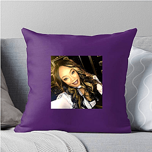 Alicia Fox Always Unpredictable, Always Iconic Alicia Fox Pillows Cover