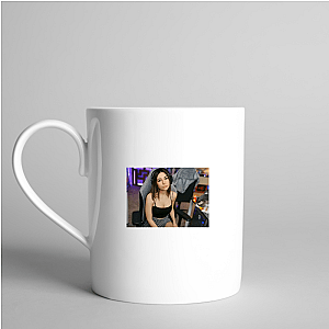 Drama Queen: Alinity Alinity Mugs