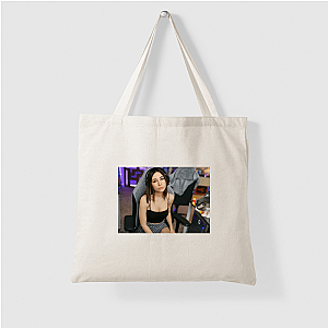 Drama Queen: Alinity Alinity Bags
