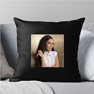 Ali Wong Merch Collection Ali Wong Pillows Cover