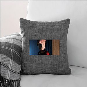 Detective Mood: Powered by A Murder at the End of the World A Murder At The End Of The World Pillows Cover