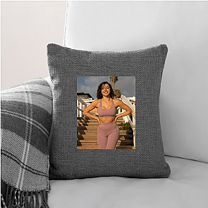 Gym Fashion Ambassador Ana Cheri Pillows Cover