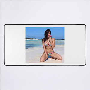 100% Grind Ana Cheri Ana Cheri Mouse Pads