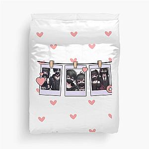 Cute anime couple polaroids Duvet Cover