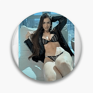Strong And Stylish Figure Anllela Sagra Pins