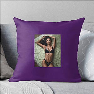 Body Confidence Advocate Anllela Sagra Pillows Cover
