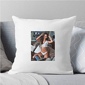Mind And Muscle Balance Anllela Sagra Pillows Cover