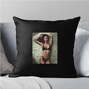 Body Confidence Advocate Anllela Sagra Pillows Cover
