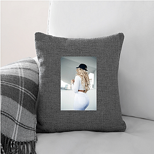Anna Victoria The Body Positive Icon Anna Victoria Pillows Cover