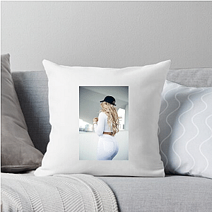 Anna Victoria The Body Positive Icon Anna Victoria Pillows Cover
