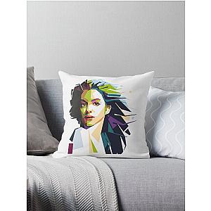Anne Hathaway Portrait Throw Pillow 

(Note: if you want we can remove small words like 'a' and get 'Hathaway Portrait Throw Pillow Anne' but I assumed that this title has all formatted in places like book or movie informations)