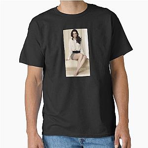 Wallpaper Anne Hathaway Classic T-Shirt