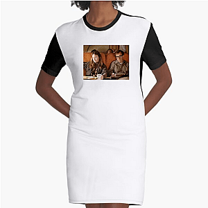 Groundbreaking Romantic Comedy Annie Hall Dresses