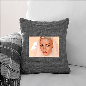 No Script. Just Anya. Anya Taylor Joy Pillows Cover