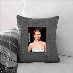 Mystery Starts With Anya Anya Taylor Joy Pillows Cover