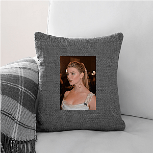 Taylor-Joy = Timeless Edge Anya Taylor Joy Pillows Cover