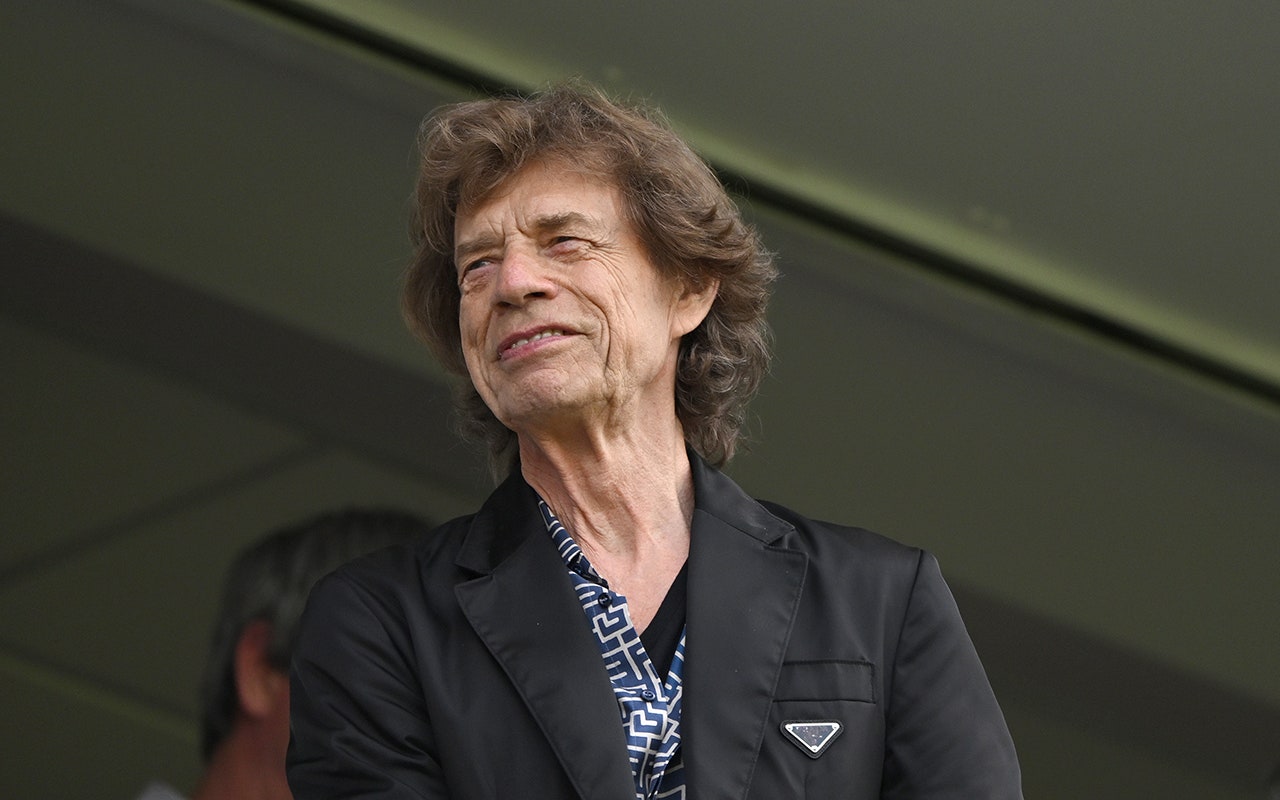 How Mick Jaggers Stage Presence Redefined Live Performance