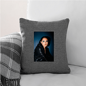 Avani Gregg: Born for the Closeup Avani Gregg Pillows Cover
