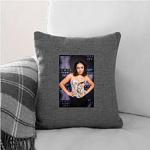 She’s Art. And Attitude. Avani Gregg Pillows Cover