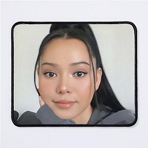 Bella poarch Mouse Pad