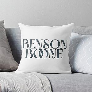 Benson Boone  Throw Pillow