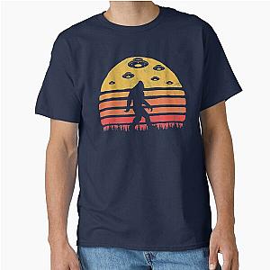 Bigfoot UFO Vintage Sun Design Classic T-Shirt