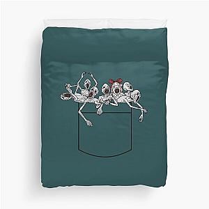 Pocket messengers from Bloodborne  Duvet Cover