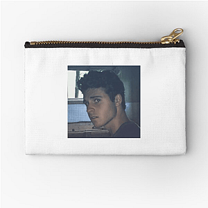 Funny Feeds Me – Brandon Robert Brandon Robert Zipper Pouches