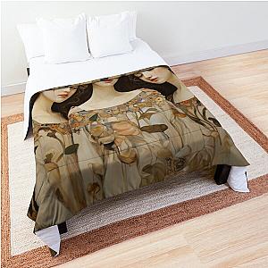 Bridesmaids Comforter