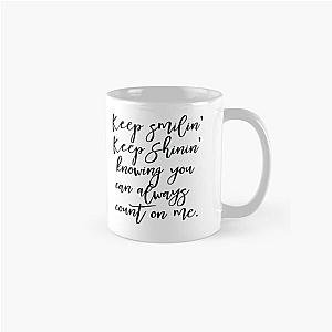 BRIDESMAIDS MOVIE QUOTE "KEEP SMILIN" Classic Mug