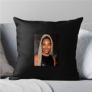 Beauty & Hustle – Simone’s Way B Simone Pillows Cover