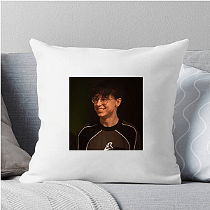 Caedrel Beyond The Rift Caedrel Pillows Cover