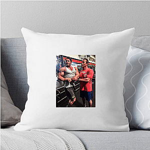 Doesn’t Quit Calum von Moger Calum Von Moger Pillows Cover