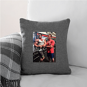 Doesn’t Quit Calum von Moger Calum Von Moger Pillows Cover